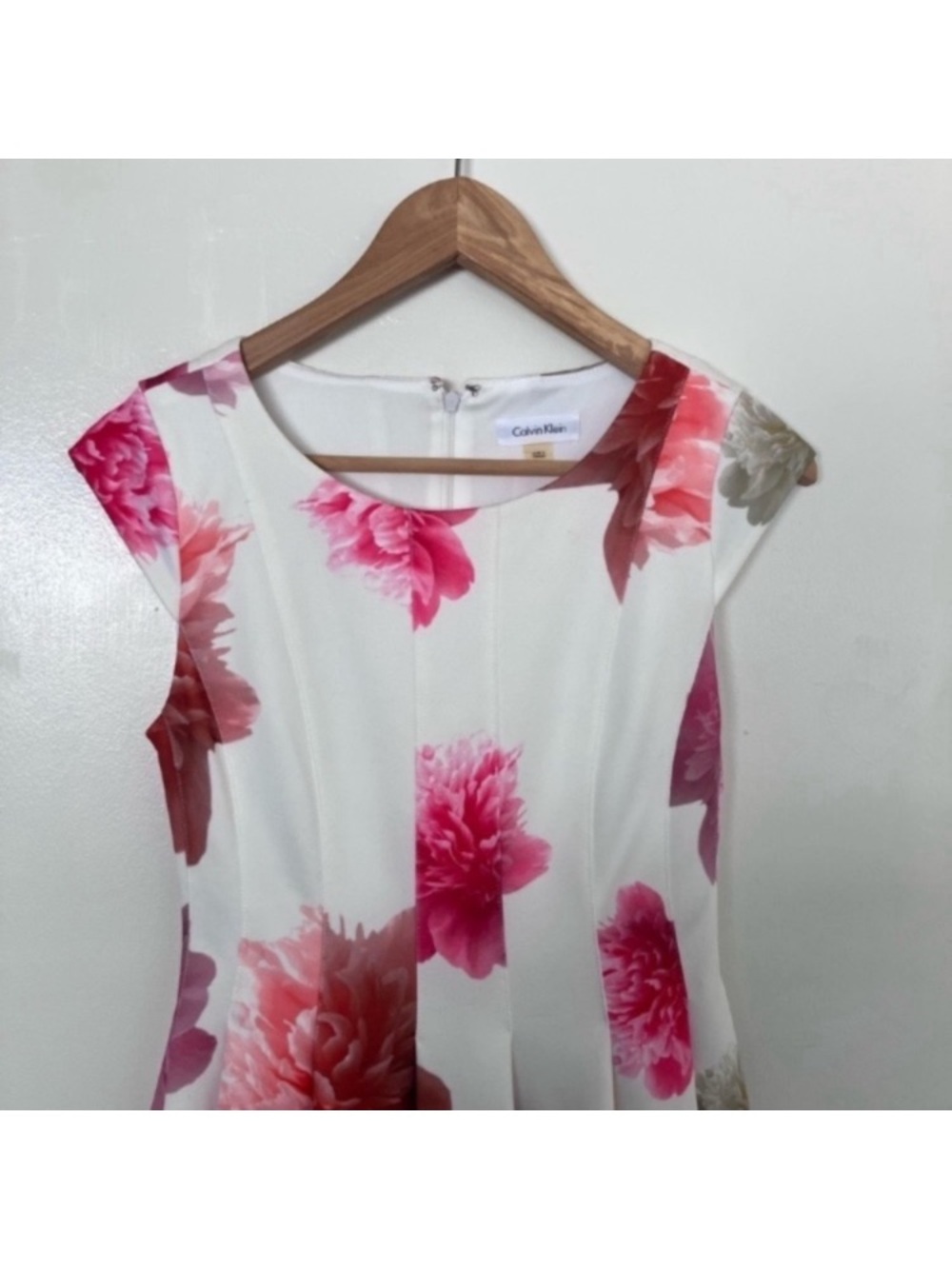 Calvin Klein Cap-sleeve Floral-print Scuba Fit & Flare Dress Size 4P - Picture 5 of 7